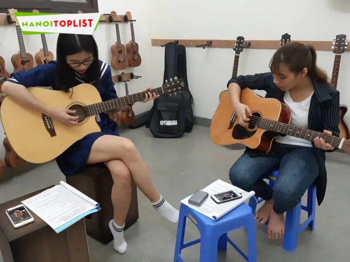 trung-tam-guitar-mis-dia-chi-day-guitar-chuyen-nghiep-Mytour
