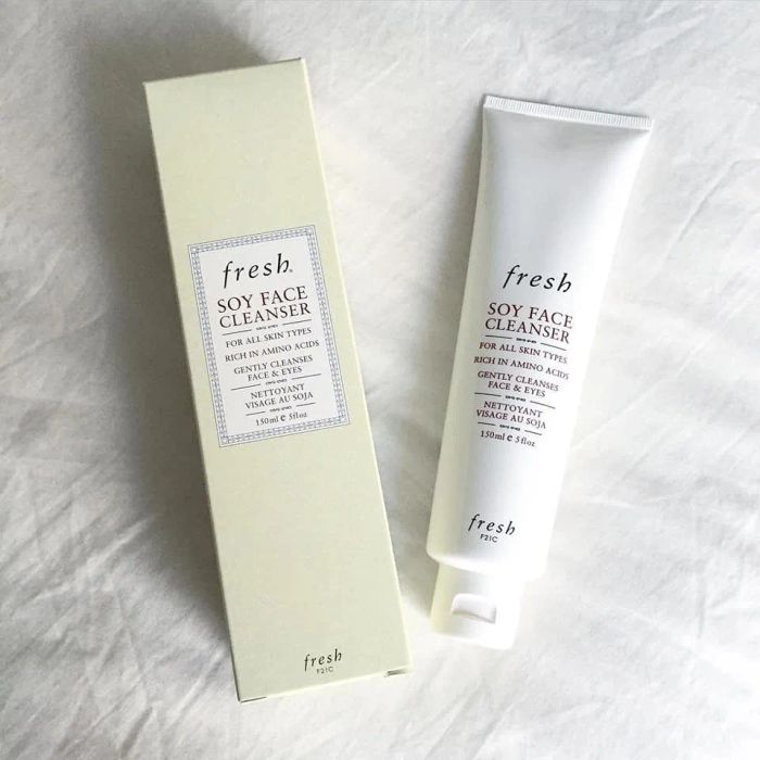 Sữa rửa mặt đậu nành Fresh Soy Face Cleanser - Hình ảnh 2
