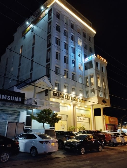 Không gian sang trọng tại Khách Sạn Ngọc Giàu