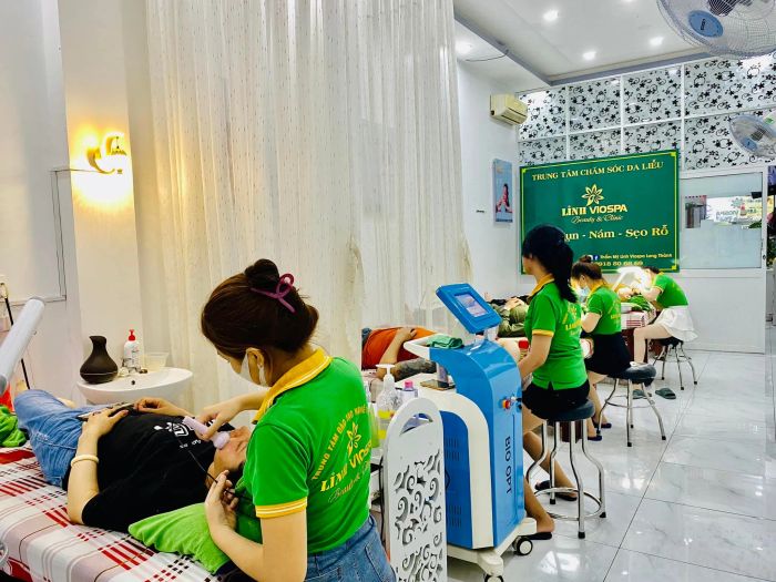 Không gian sang trọng và hiện đại tại Thẩm Mỹ Linh Viospa
