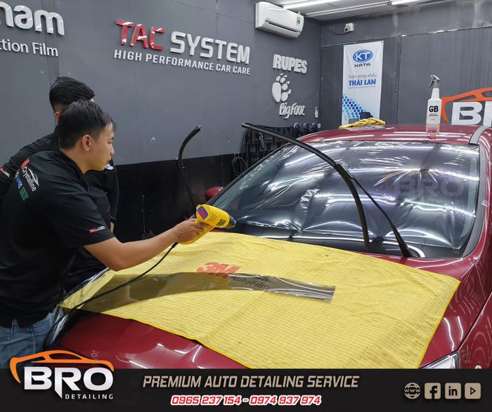 Không gian làm việc tiêu chuẩn quốc tế tại Bro Detailing