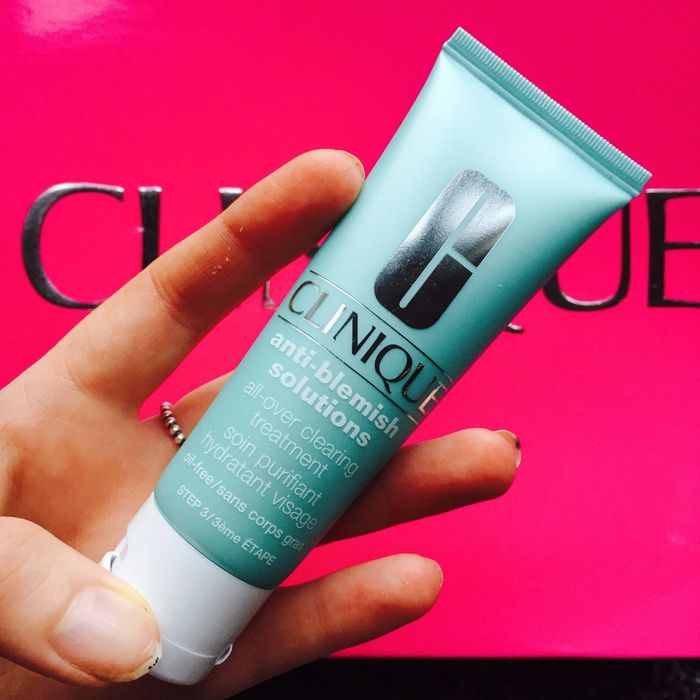 Kem dưỡng chống mụn Clinique Anti-Blemish Solution Clearing Moisturizer - Bảo vệ da và làm dịu hiệu quả
