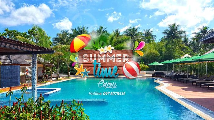 Khuôn viên xanh mướt tại Forever Green Resort