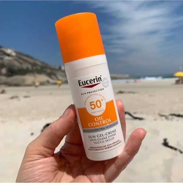 Hình ảnh kem chống nắng Eucerin Sun Gel Cream Oil Control SPF50+