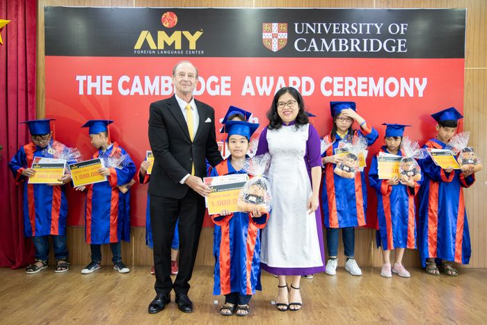 Hình ảnh lớp học tương tác tại Ngoại Ngữ Á Mỹ