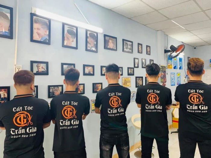 Cắt Tóc Trần Gia - Ảnh 2