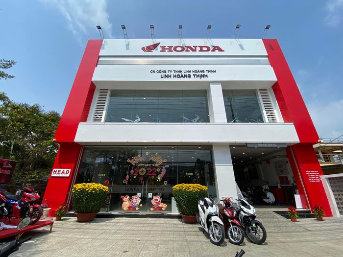 Hình ảnh showroom Honda Linh Hoàng Thịnh