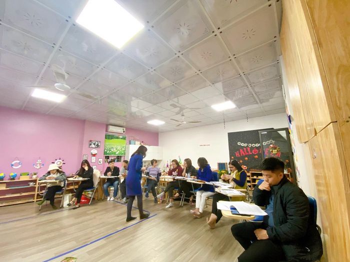 Anh Ngữ Quốc Tế EEG ảnh 1 - Một không gian học tập đầy sáng tạo, nơi học viên được truyền cảm hứng và tự tin phát triển khả năng tiếng Anh của mình.
