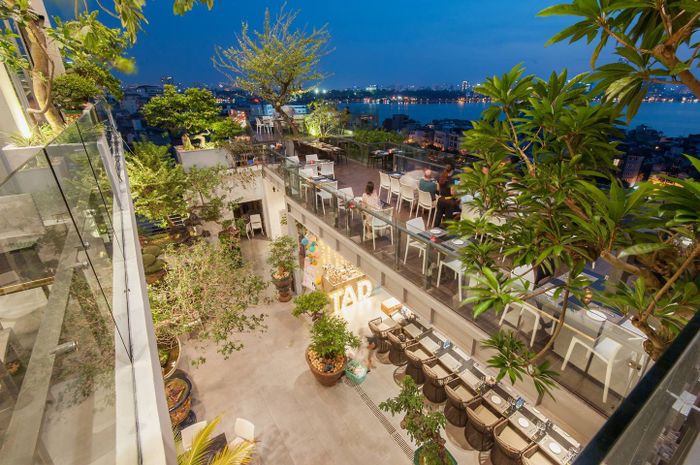 6 Degrees - Không gian nghệ thuật đa tầng