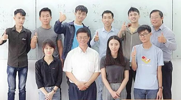 Trung Tâm Luyện Thi Đại Học Chất Lượng Cao QSc-45 Hình Ảnh 2