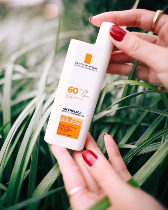 Hình ảnh thực tế kem chống nắng La Roche-Posay Anthelios 60 Ultra Light Sunscreen Fluid