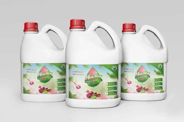 Hình ảnh thực tế nước lau sàn Minh Hồng - Sản phẩm xanh cho gia đình Việt