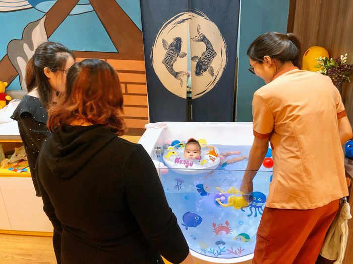 Không gian bơi thủy liệu chuẩn Nhật tại Kawaii Spa