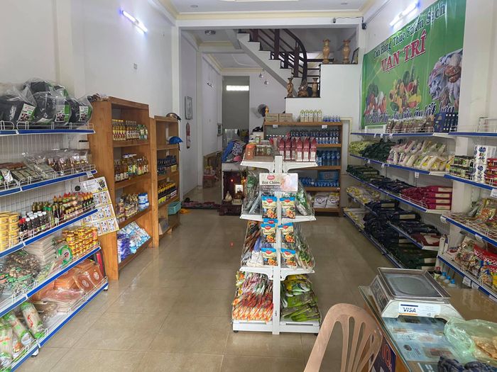 Góc phục vụ khách hàng thân thiện tại Vạn Trí