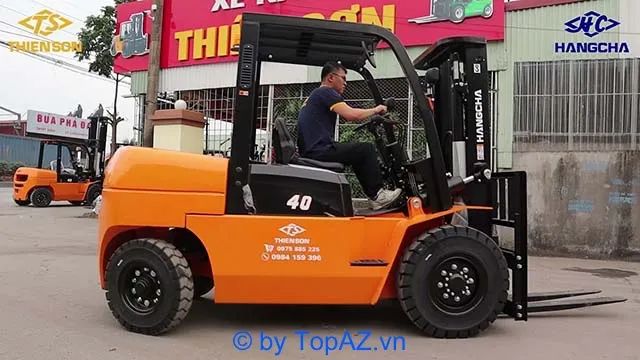 Dịch vụ cho thuê xe nâng người tại TPHCM