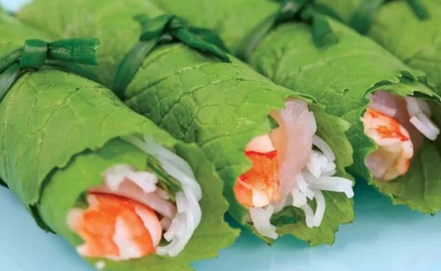 Hình ảnh tôm cuộn cải xanh bắt mắt