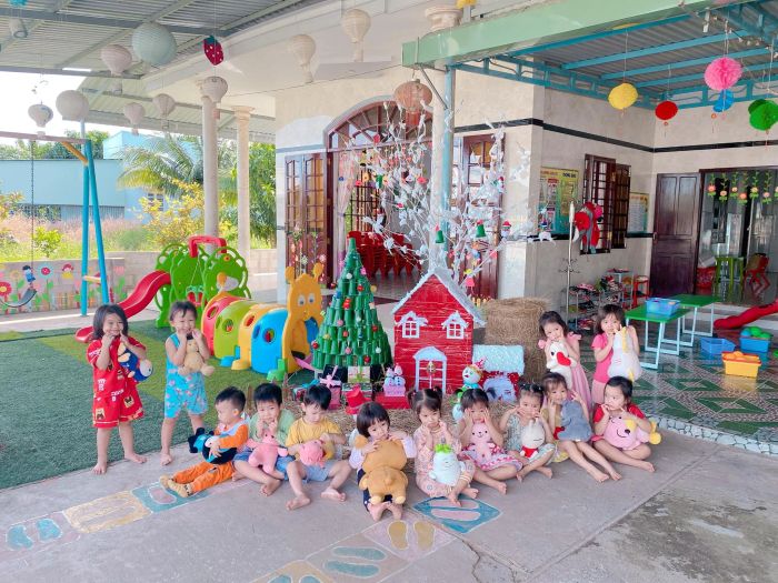 Hình ảnh hoạt động ngoại khóa tại Nhóm trẻ tư thục Chim Non