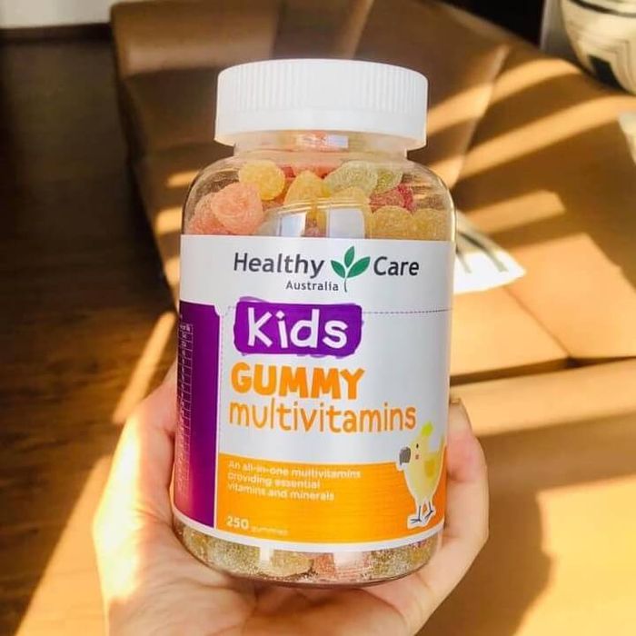 Kẹo dẻo vitamin Healthy Care Kids Gummy Multivitamins cho bé ảnh 2