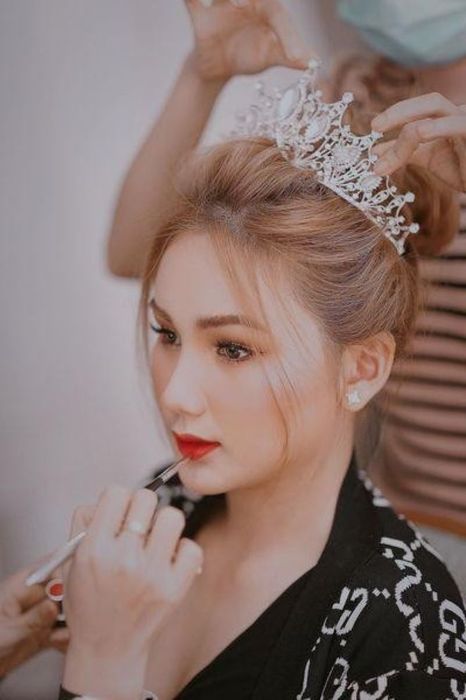 Thư Rosie Makeup Artist - Kiệt tác từ đôi tay tài hoa