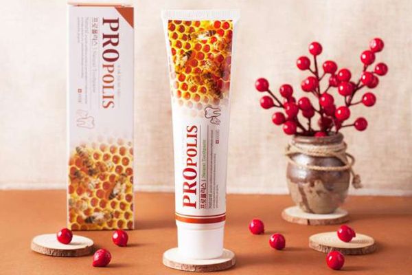 Hình ảnh chân thực Kem Đánh Răng Keo Ong Hàn Quốc Propolis