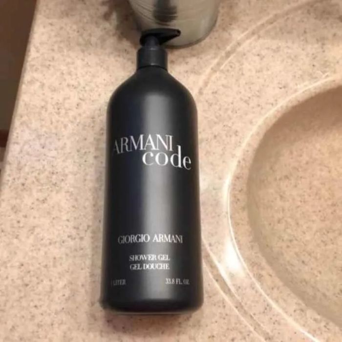 Armani Code - Trải nghiệm hương thơm đa tầng ấn tượng