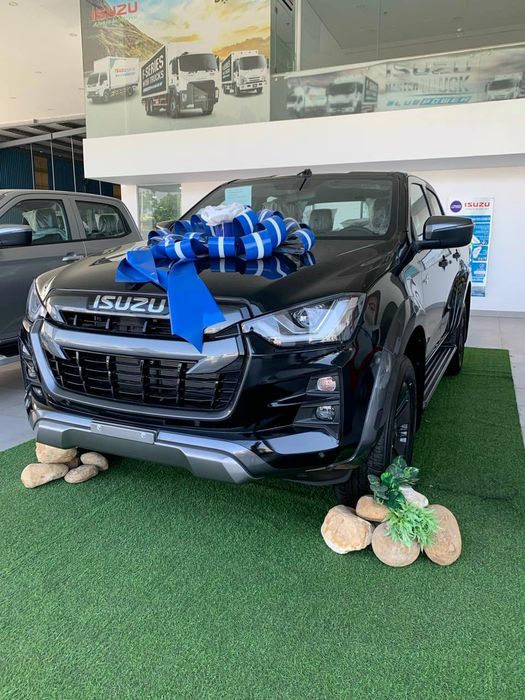 Isuzu BNN - Hình Ảnh Đại Lý Chuẩn Mực Và Đẳng Cấp