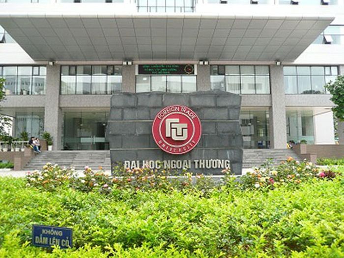 Hình ảnh ấn tượng về Đại học Ngoại thương - ngôi trường với bề dày thành tích đào tạo