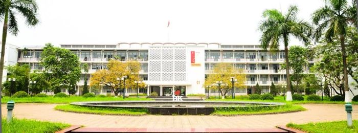 Hình ảnh khuôn viên Đại học Bách Khoa Hà Nội