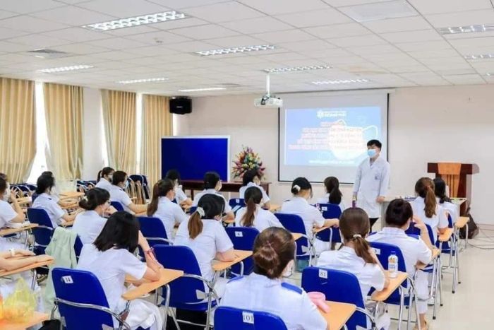 Khuôn viên xanh mát của Cao đẳng Y Tế Đồng Nai