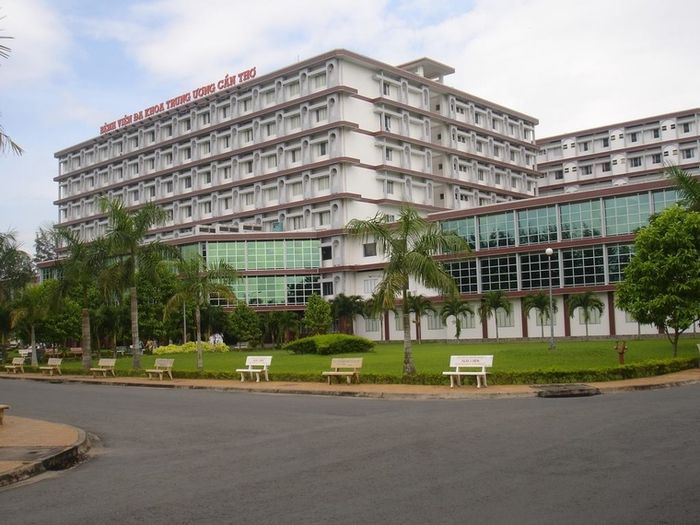 Hình ảnh 1: Toàn cảnh hiện đại của Bệnh viện Đa khoa Trung ương Cần Thơ