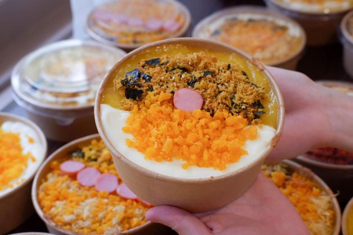Bộ sưu tập hình ảnh đặc sắc về bánh trứng muối tại Trung Hiếu Bakery 2
