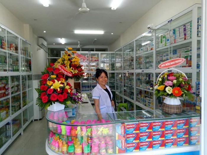 Hình ảnh đội ngũ dược sĩ tận tâm của Nhà thuốc Ngọc Trang