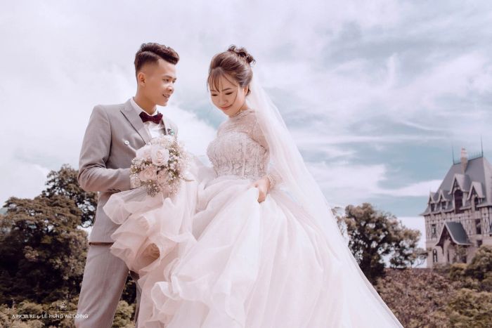 Lê Hưng Studio - Khoảnh khắc tình yêu được tôn vinh qua từng khung hình