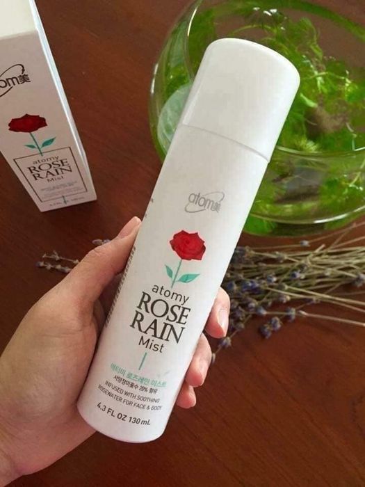 Hình ảnh thực tế xịt khoáng hoa hồng Atomy Rose Rain Mist - phiên bản giới hạn