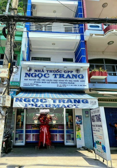 Không gian phục vụ chuyên nghiệp tại Nhà thuốc Ngọc Trang