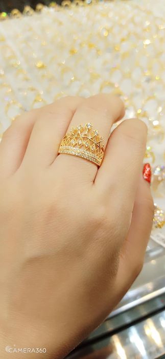 Khám phá không gian sang trọng của Tiệm Vàng Kim Phát Hoàng qua hình ảnh thực tế - nơi mỗi góc nhỏ đều toát lên vẻ đẹp tinh tế