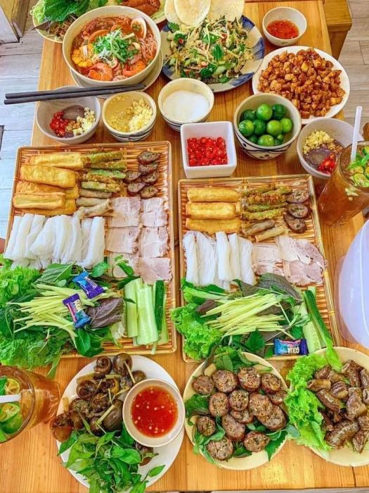 Đậu 1986 Nha Trang - Không gian và món ăn hấp dẫn