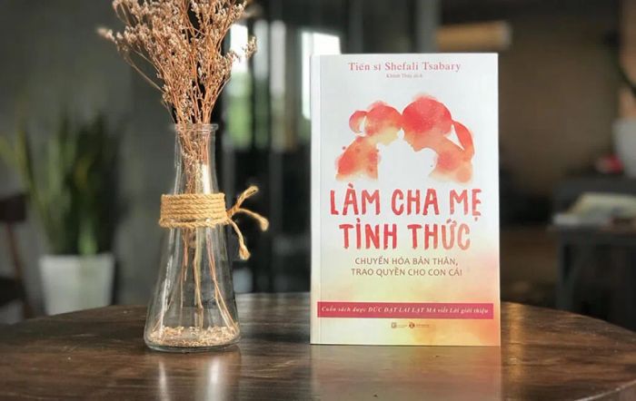 Hình ảnh đầu tiên từ 'Làm cha mẹ tỉnh thức' - khởi đầu hành trình thấu hiểu bản thân và con cái