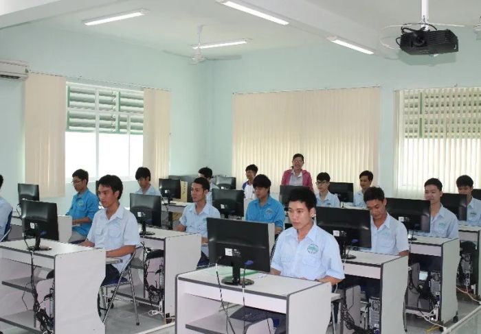 Chọn trung tâm theo mục đích học hình 1