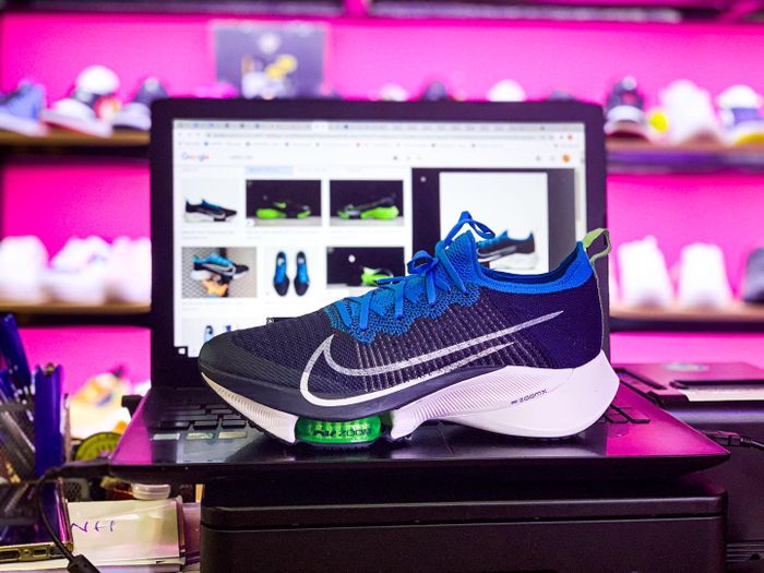Không gian trưng bày sneaker cao cấp tại KING SHOES