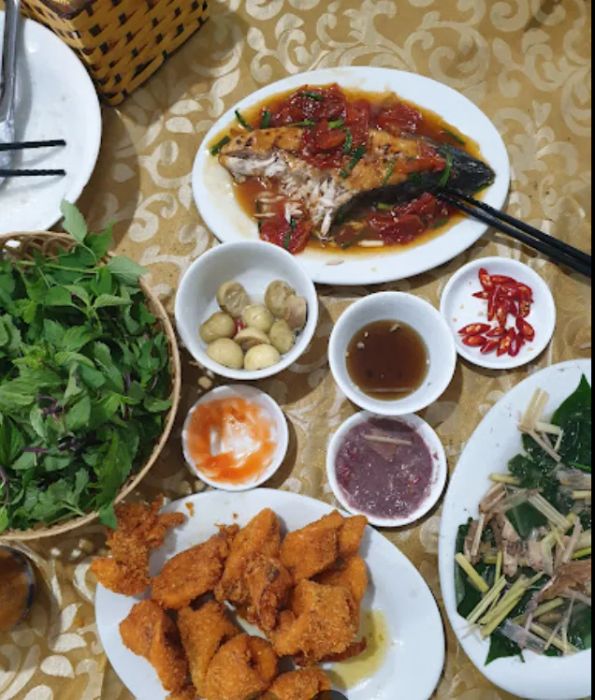 Ảnh 1 - Không gian ấm cúng tại Nhà Hàng Đồng Khởi 2