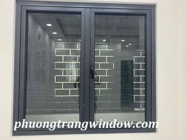 Thư viện hình ảnh thi công thực tế cửa nhôm kính của Phương Trang Window - Ảnh 3
