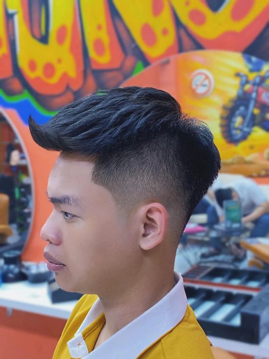 Không gian sang trọng tại Đăng Hùng BarBer Shop