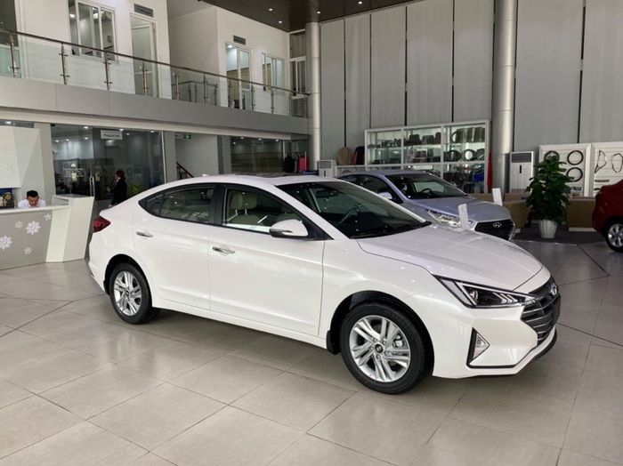 Tuyển tập hình ảnh ấn tượng về không gian showroom Hyundai Long Biên