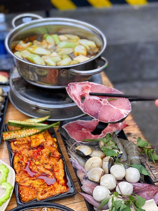 Hình ảnh đặc sắc tại MỌI - Lẩu & Nướng