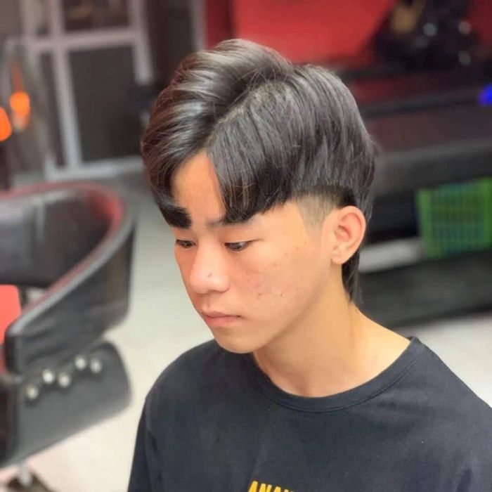 Không gian sang trọng và đầy nghệ thuật tại BonBen Barber Shop