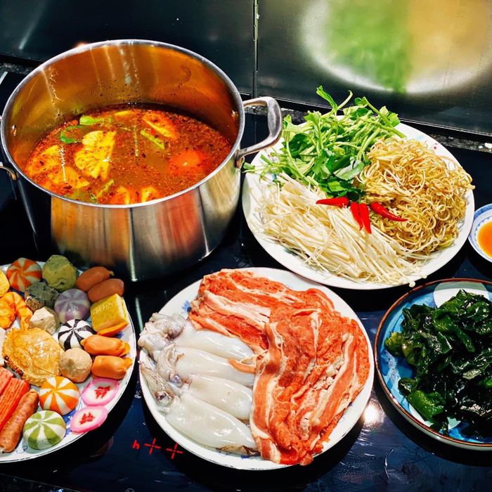 Những món ăn hấp dẫn tại YUN YUN