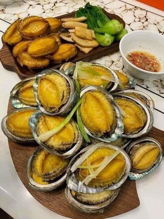 Khoảnh khắc đắt giá tại Vựa hải sản Hoa Hồng Tây Ninh - Ảnh 2