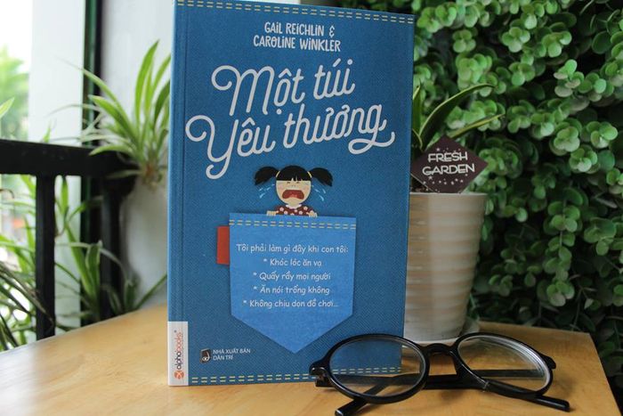 Hình ảnh ý nghĩa từ sách 'Một Túi Yêu Thương'