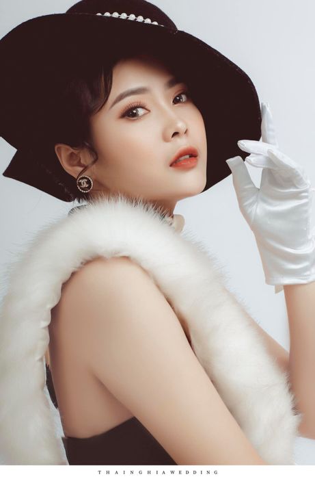 Khoảnh khắc vàng trong bộ ảnh doanh nhân tại Thái Nghĩa Wedding